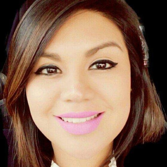 Meet your Posher, Carolina - Picture 1 of 1